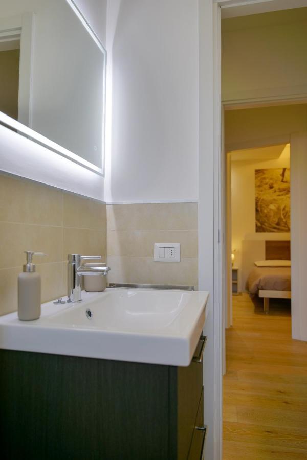 Como Lake Crispi 7 Apartment Bagian luar foto