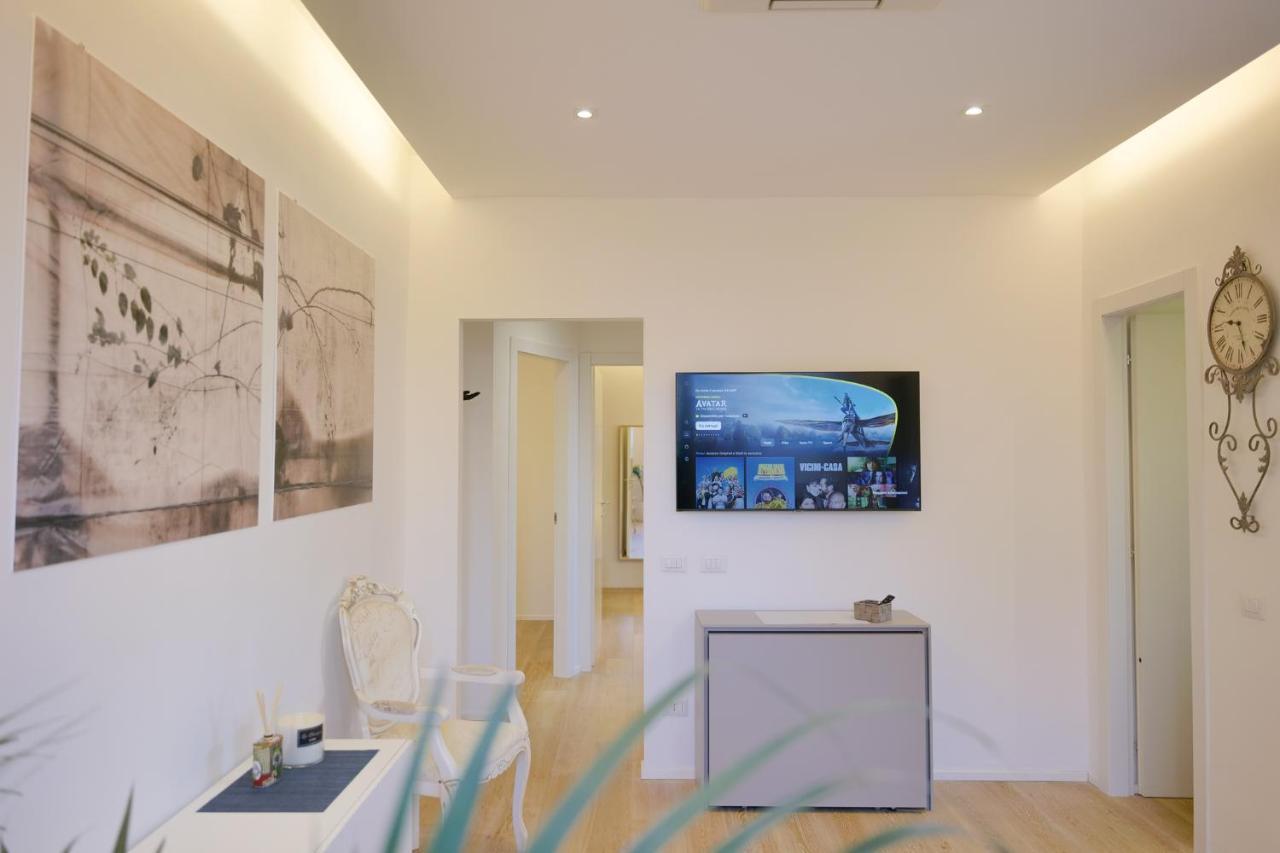 Como Lake Crispi 7 Apartment Bagian luar foto